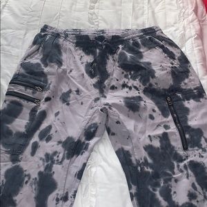 ⚡️brand new tie dye cargo pants⚡️